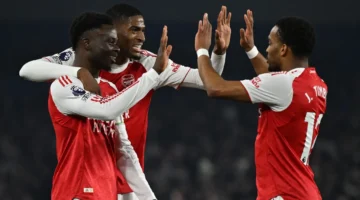 باتريس إيفرا ينفي كره أرسنال ويطلب من فريق أرتيتا الغش وإضاعة الوقت